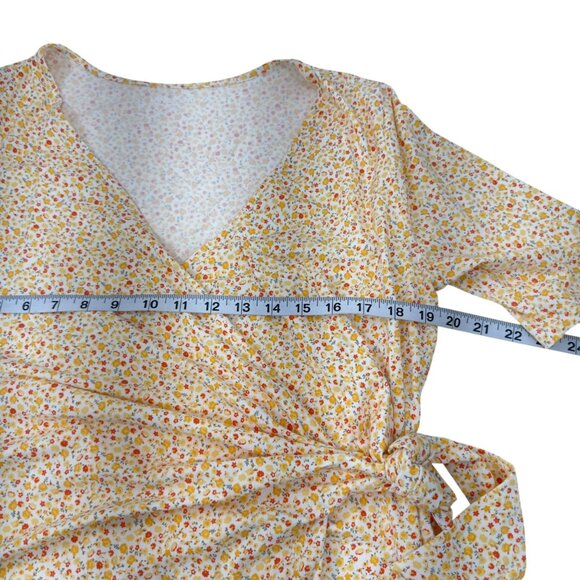 Lands End Womens Yellow Floral Wrap w/Tie Waist Top Blouse SZ Large - Picture 3 of 11